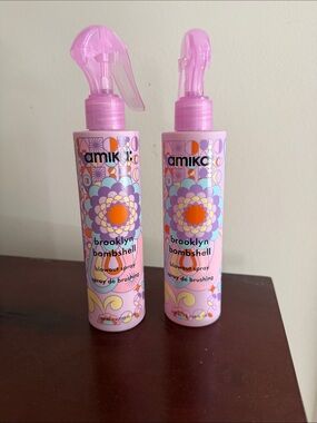 amika Brooklyn Bombshell Blowout Spray